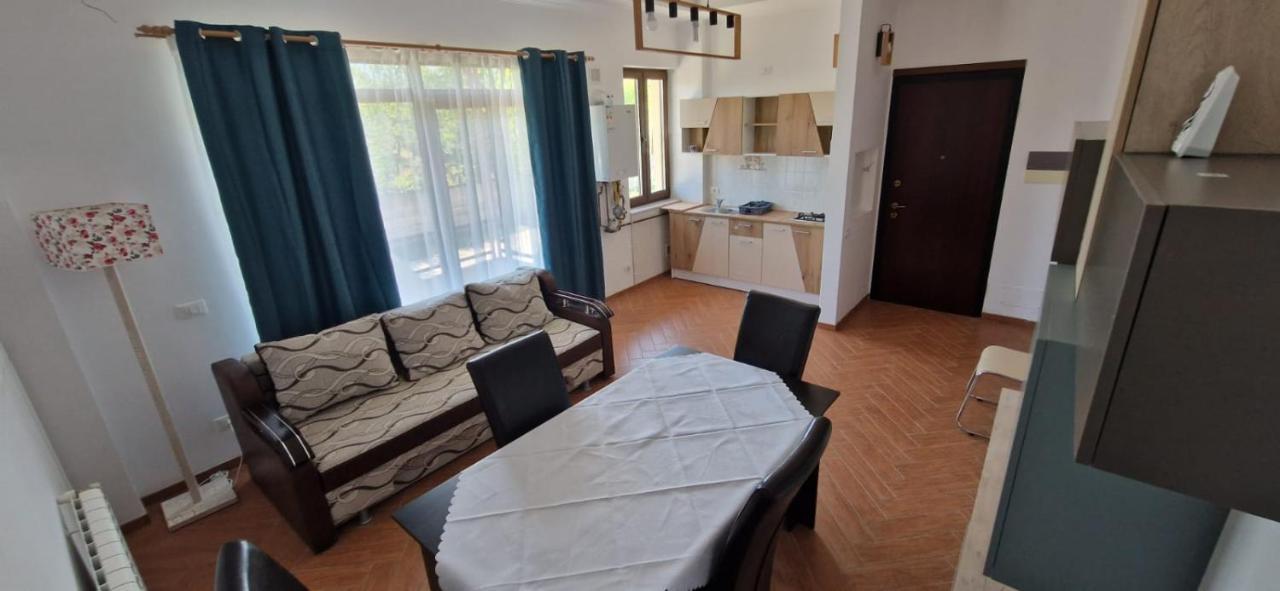 Apartmán Casa Francesca Comanesti  Exteriér fotografie